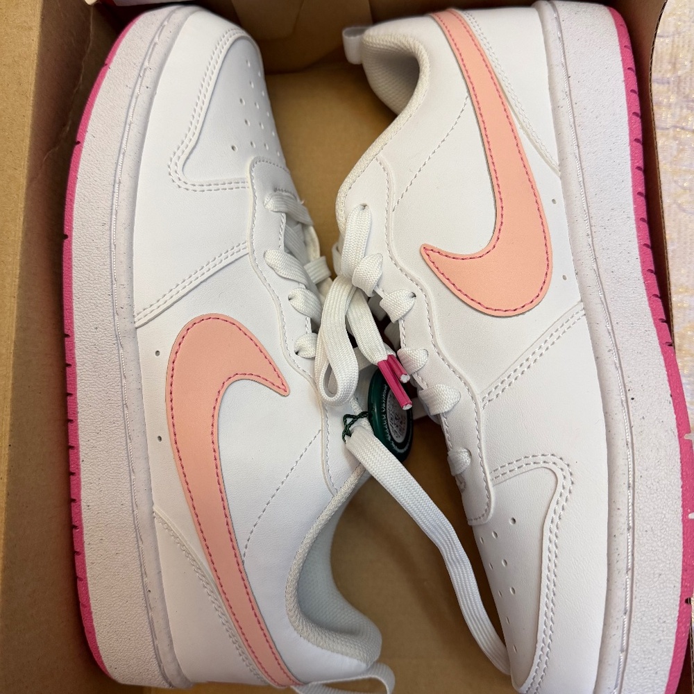 Nike court pink